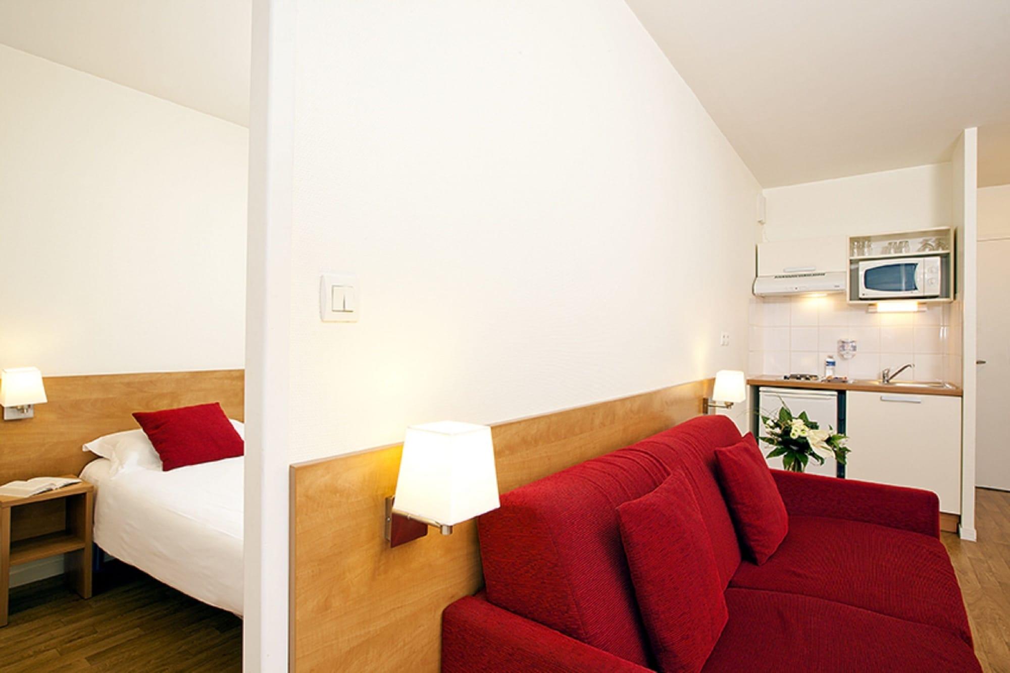 Sejours & Affaires Rennes Villa Camilla Bagian luar foto