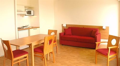 Sejours & Affaires Rennes Villa Camilla Bagian luar foto